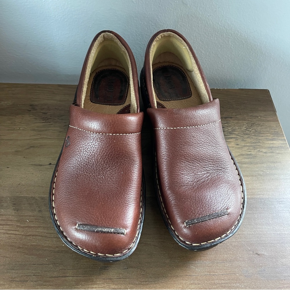 Born Women’s 7 Leather Shoes\ Clogs Handcrafted Foot Wear Brown